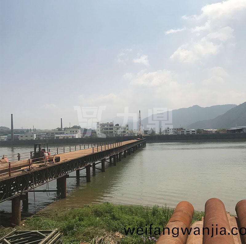 鋼平檯(tai)