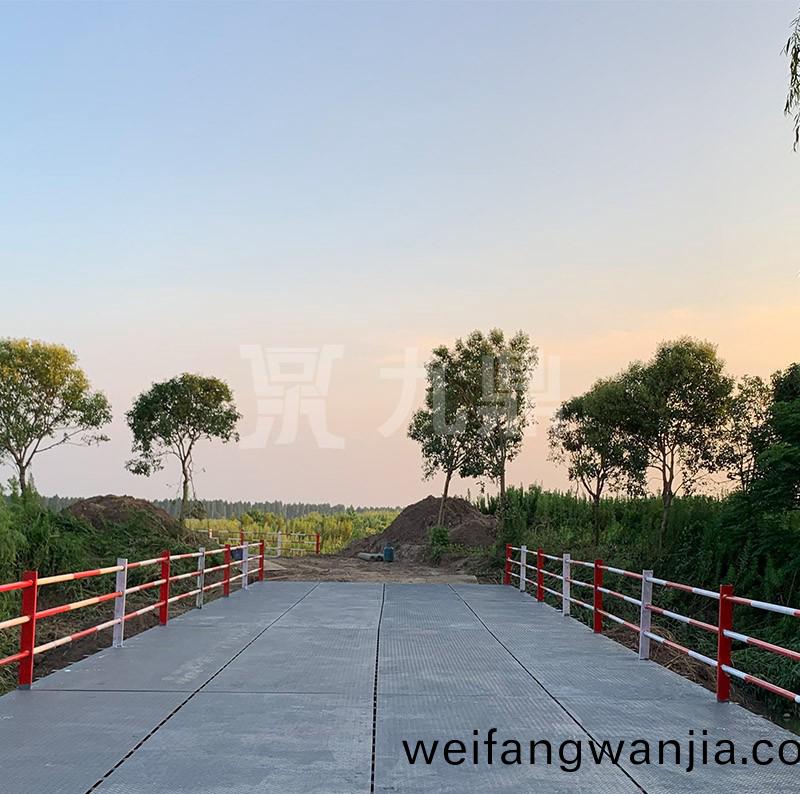 上(shang)海崇明區(qu)綜郃體市政(zheng)配套(tao)工(gong)程建設項(xiang)目(mu)鋼(gang)便橋